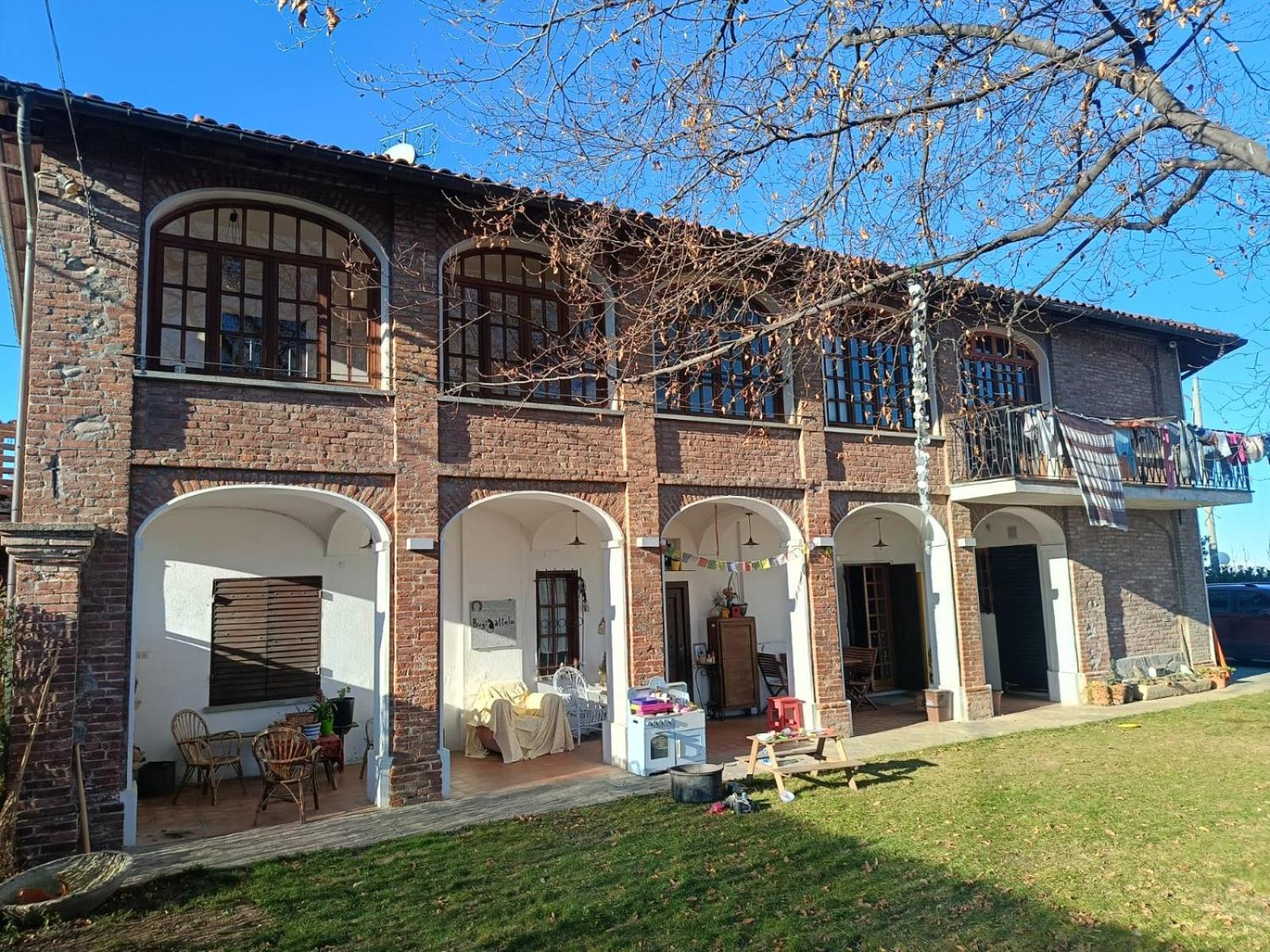 Bugygattolo Hotel Boves Kültér fotó